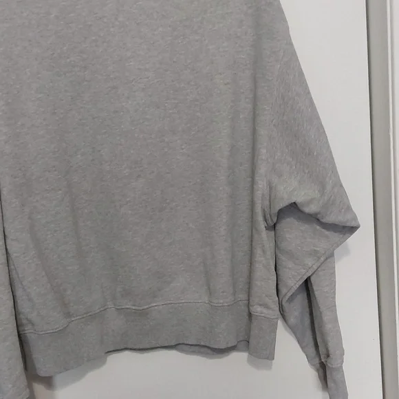 Brunette The Lable Best Friend Sporty crew neck - Picture 3 of 7